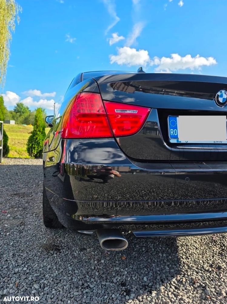 BMW Seria 3 320d xDrive - 6