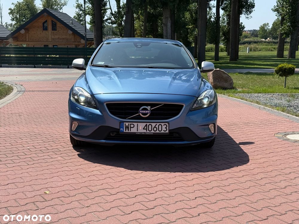 Volvo V40 T3 Drive-E R-Design Momentum - 2