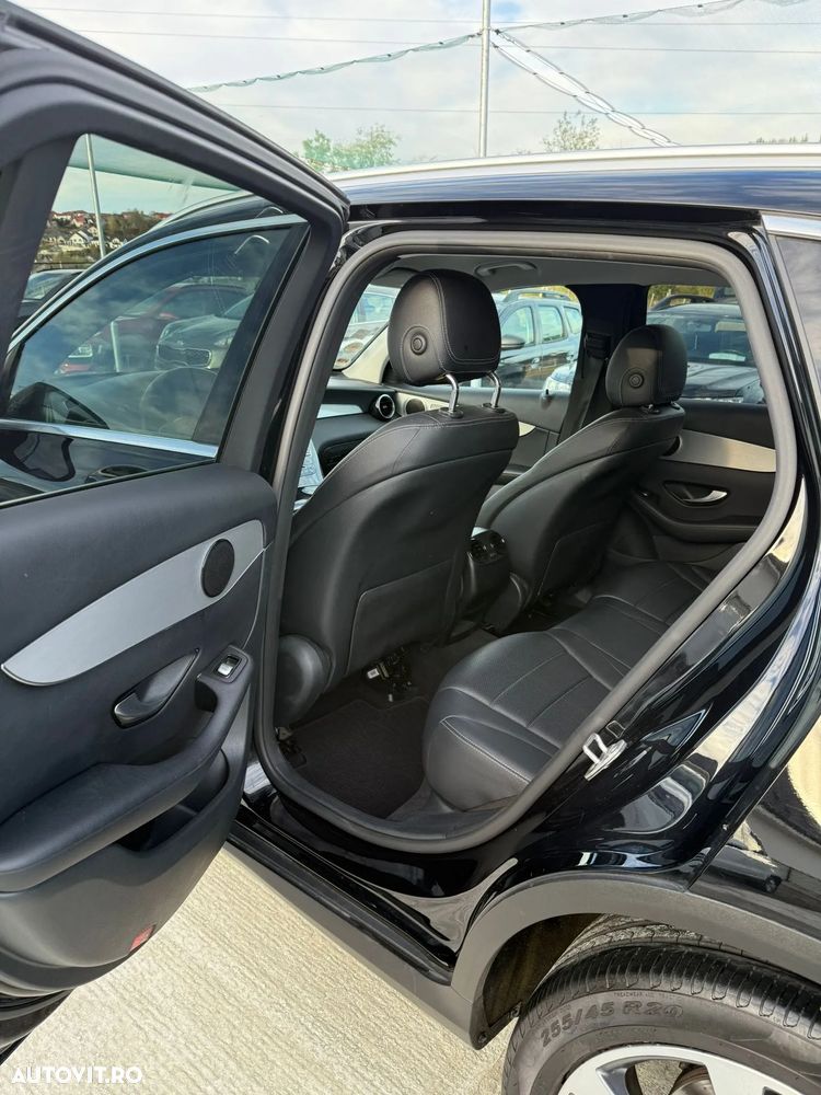 Mercedes-Benz GLC 220 d 4MATIC 9G-TRONIC - 9