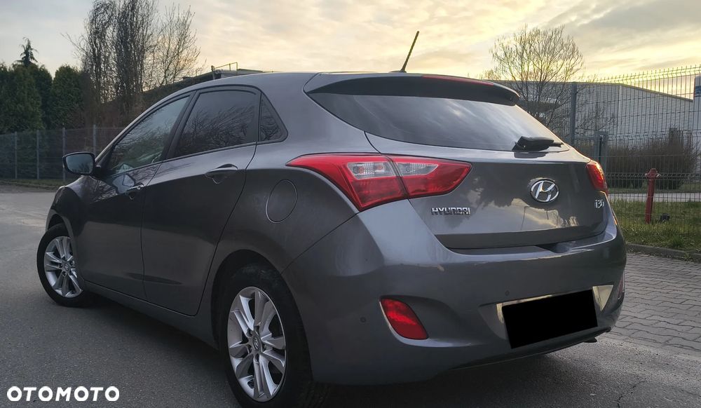 Hyundai i30 1.6 GDI Premium - 1