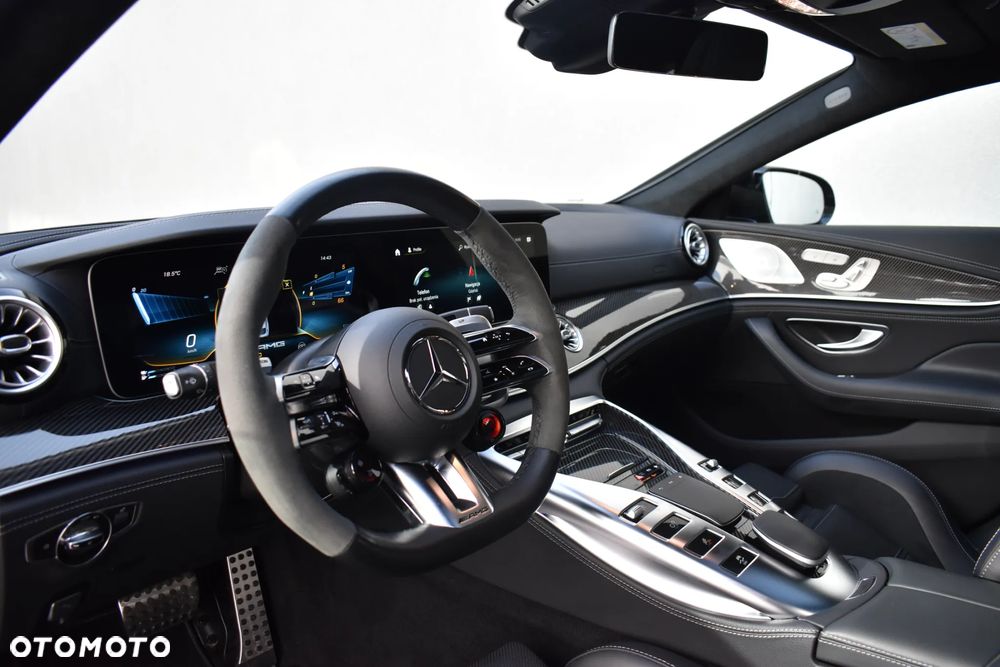 Mercedes-Benz AMG GT - 13