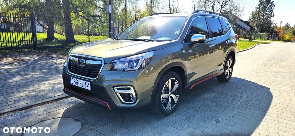 Subaru Forester 2.0i Platinum Lineartronic EU6 - 4