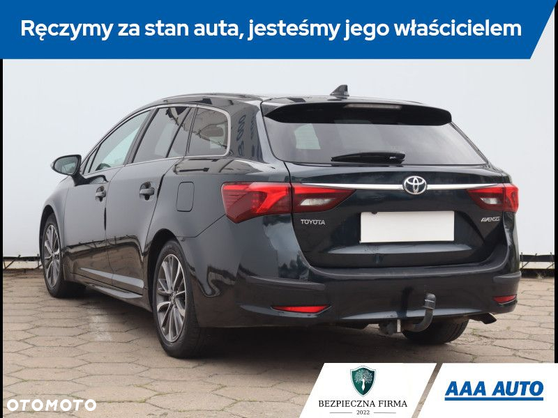 Toyota Avensis - 5