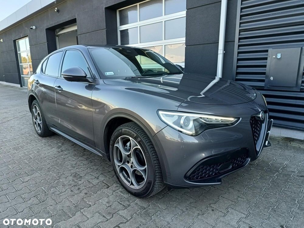 Alfa Romeo Stelvio 2.0 Turbo Sprint Q4 - 5