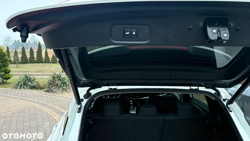 Nissan Qashqai 1.3 DIG-T N-CONNECTA - 38