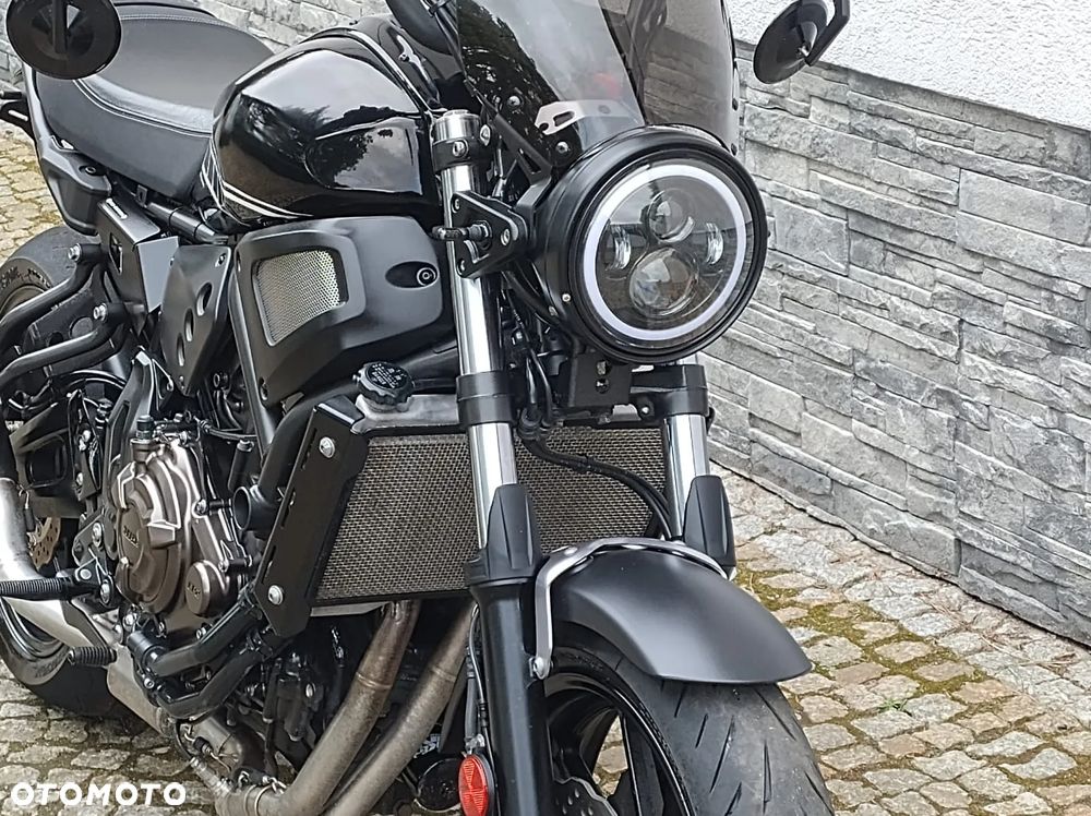 Yamaha XSR - 10