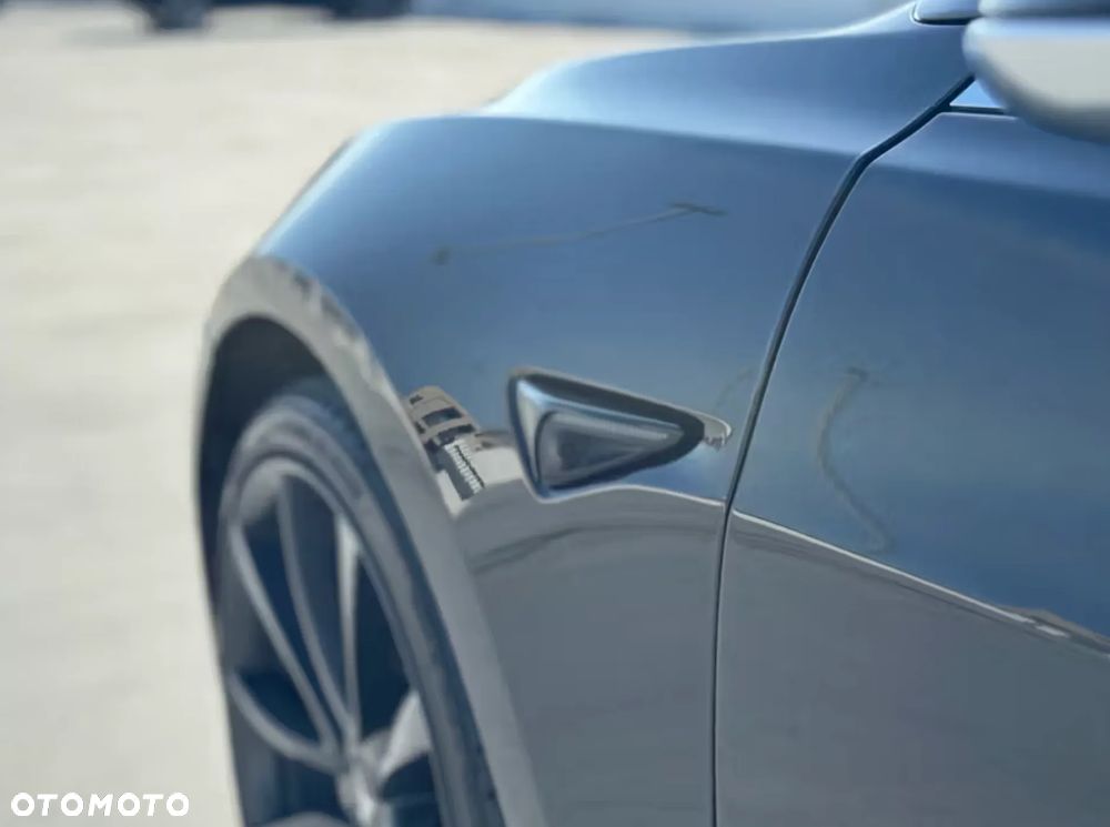 Tesla Model 3 Langstreckenbatterie Allradantrieb Dual Motor Performance - 15