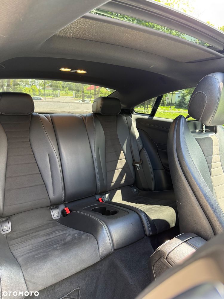 Mercedes-Benz Klasa E 220 d 9G-TRONIC - 10