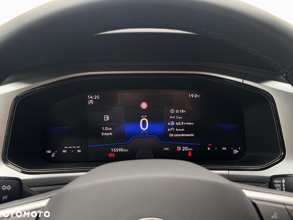 Volkswagen T-Roc 1.5 TSI Life - 18