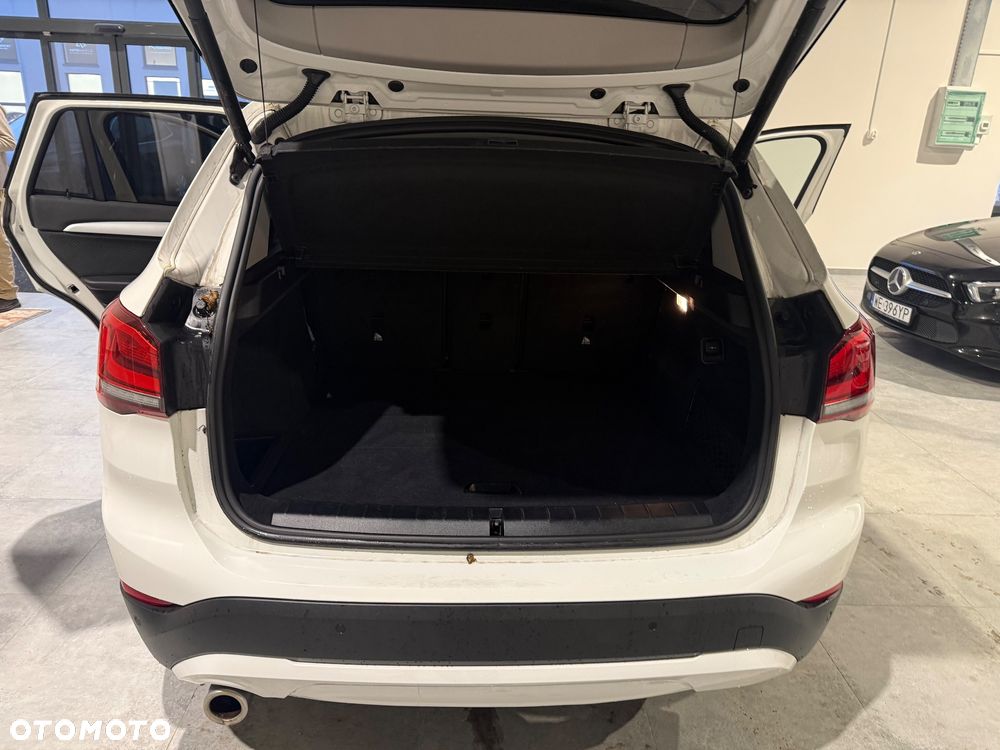 BMW X1 sDrive18i Advantage - 25