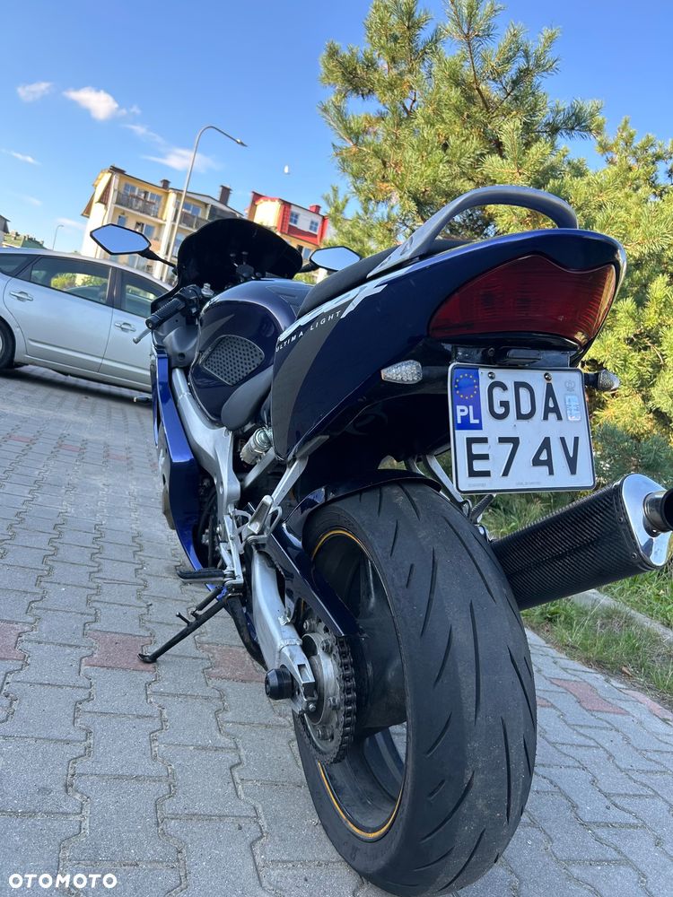 Honda CBR - 8