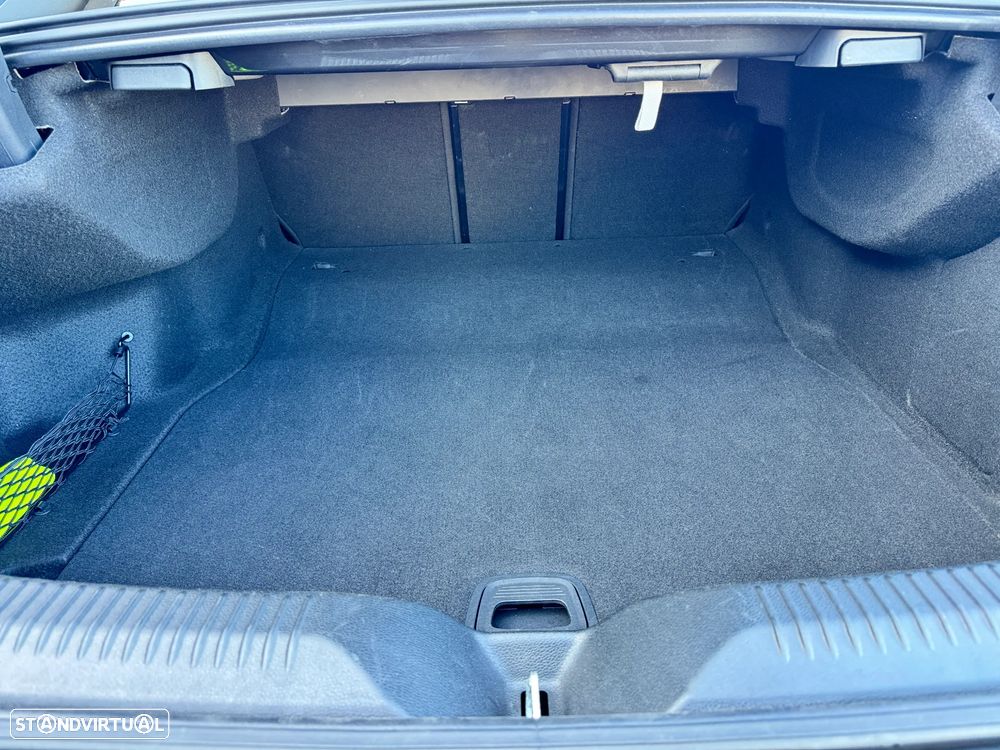 Mercedes-Benz CLS 400 d 4Matic AMG Line - 24