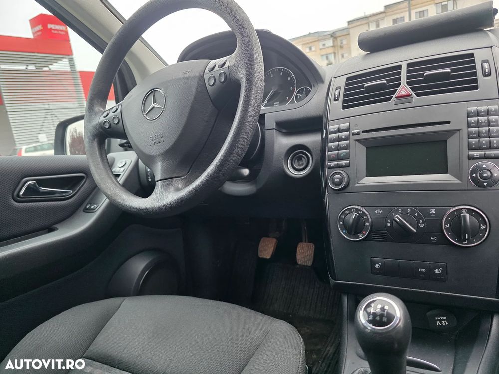 Mercedes-Benz A 160 BlueEFFICIENCY Elegance - 36