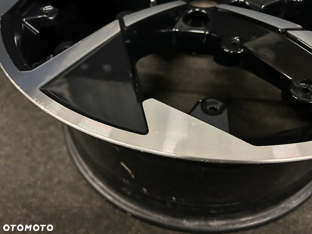 Alufelga Audi RS Q4 E-Tron 21 cali 5x112 1szt. 89A601025S - 7