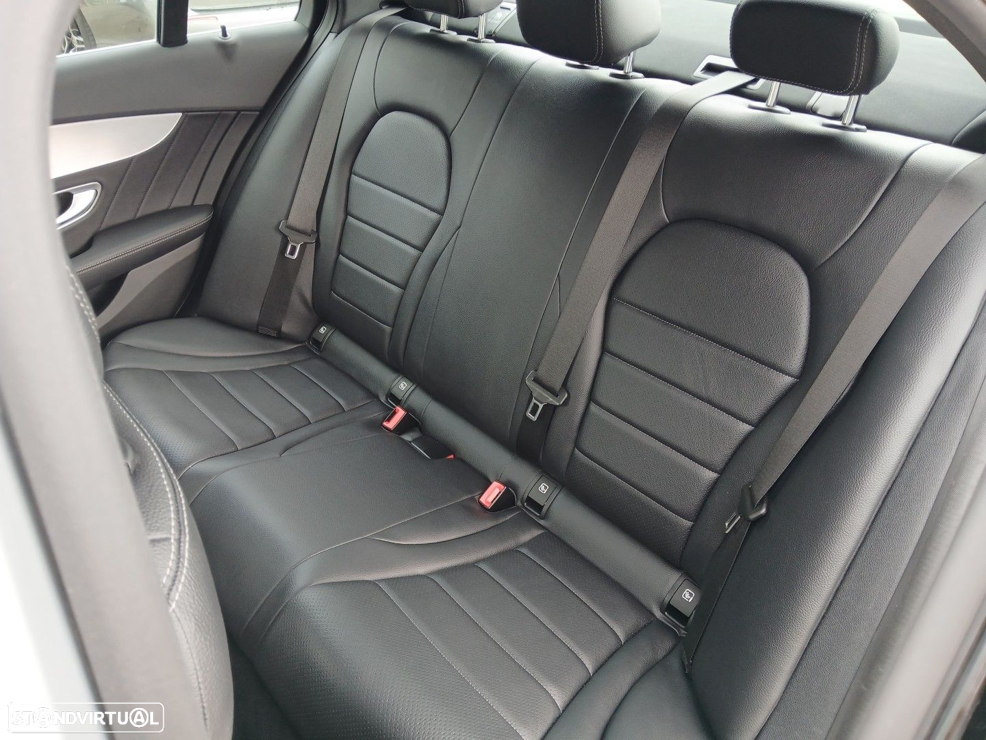 Mercedes-Benz C 220 d 9G-TRONIC AMG Line - 12