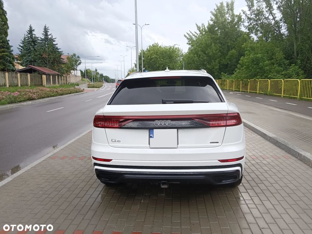 Audi Q8 SUV TFSI quattro 250 kW tiptronic S line business - 8