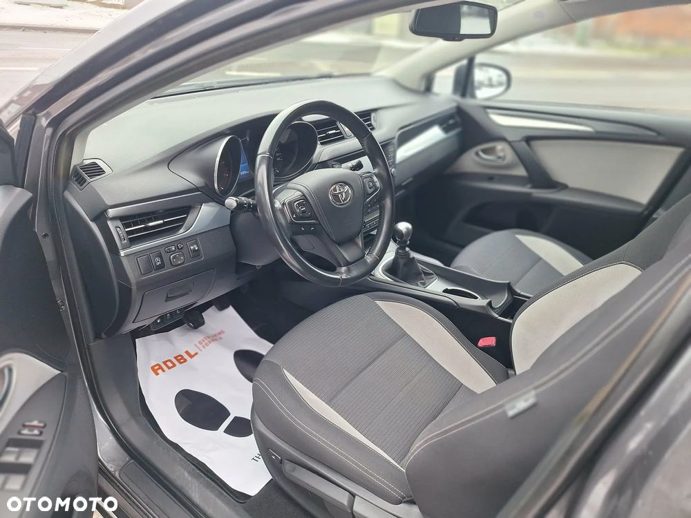 Toyota Avensis 2.0 D-4D Active Business - 11