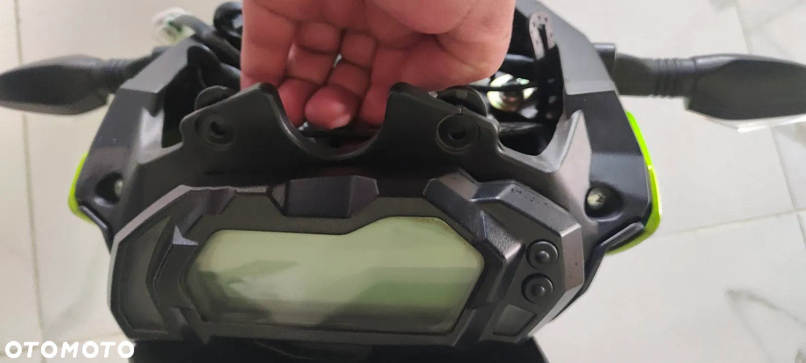 BENELLI BN 125 Lampa Czasza Licznik Komplet - 11