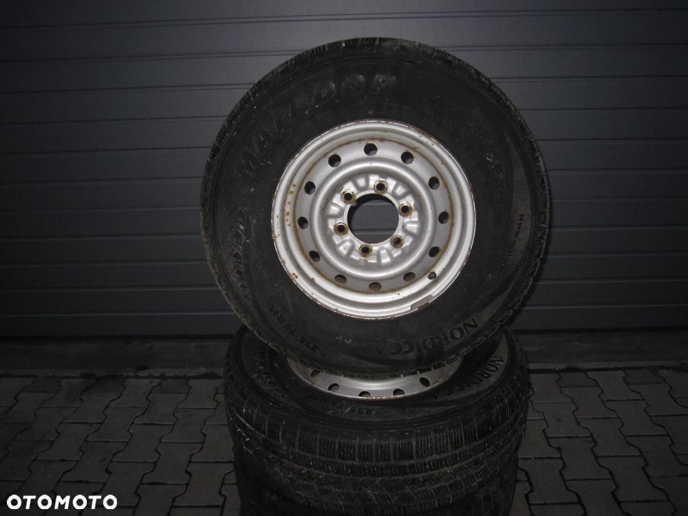Mitsubishi Pajero Galloper L200 Delica koła felgi 15" Matador Nordic 235/75 R15 - 3