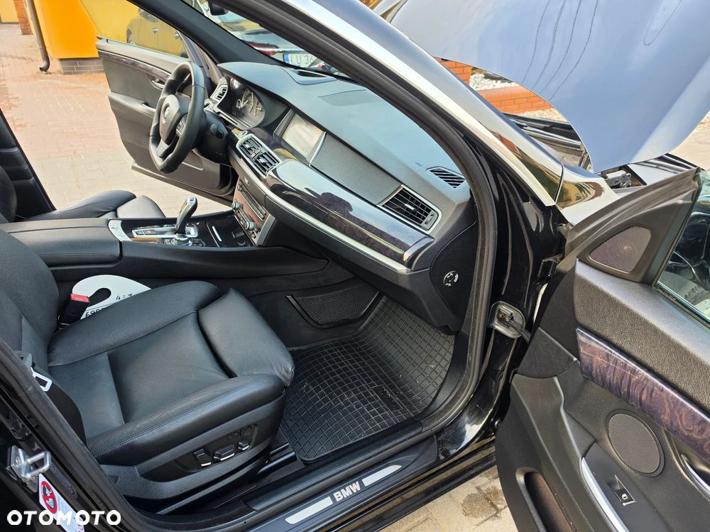 BMW 5GT - 31