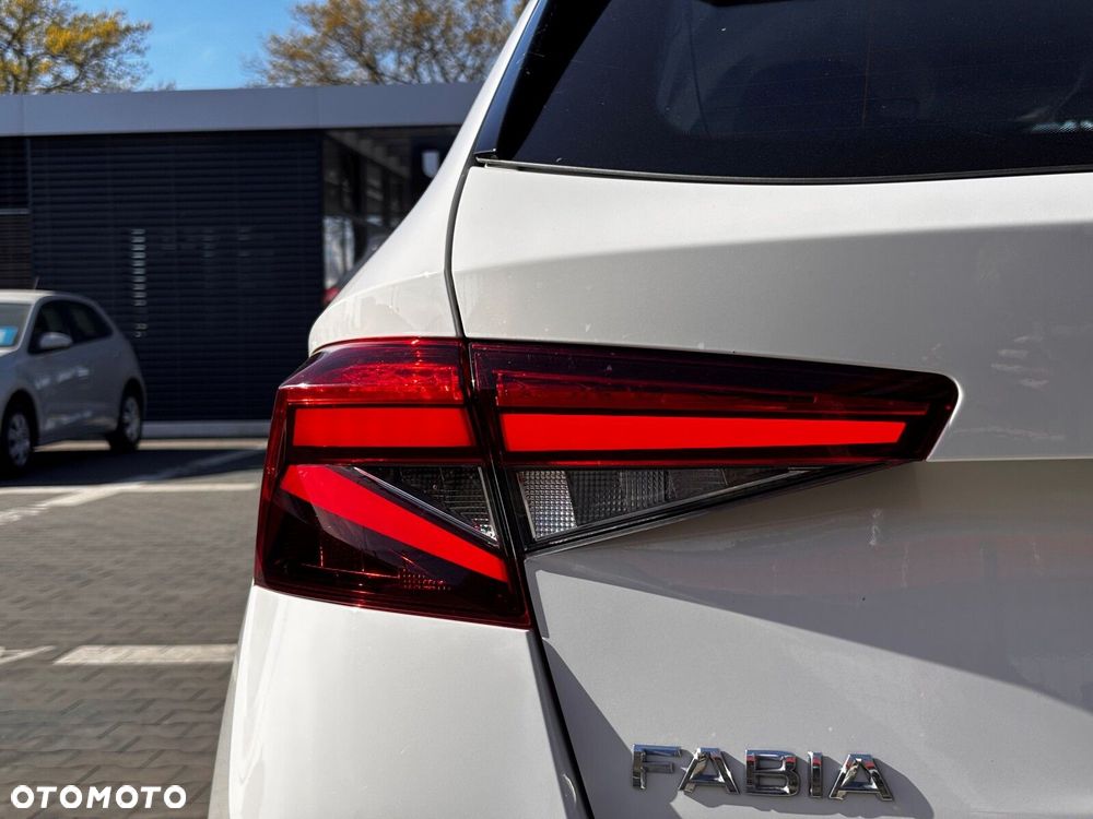 Skoda Fabia 1.0 TSI Selection - 9