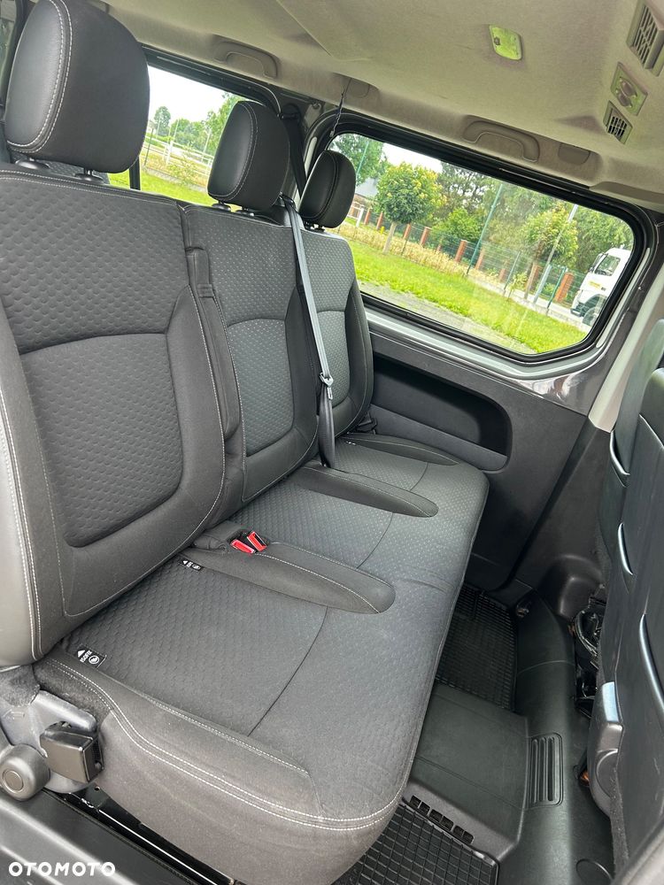 Opel Vivaro L1H1 2,9t Elegance Business - 11