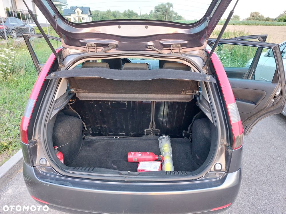 Ford Fiesta 1.4 Ghia - 18