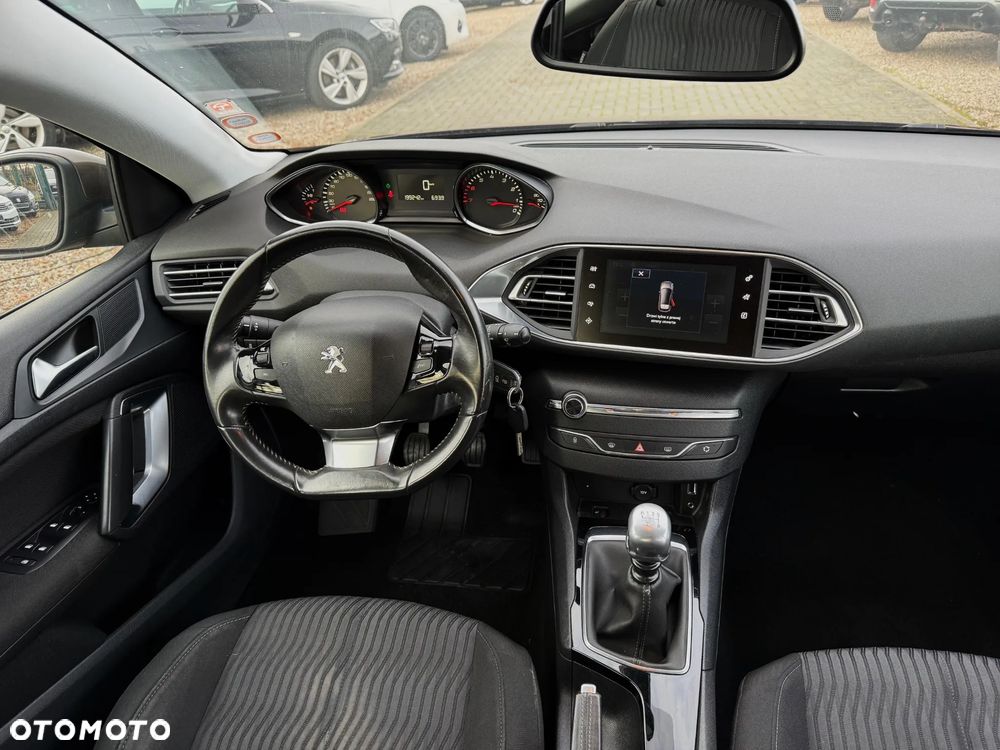 Peugeot 308 125 THP Active - 12