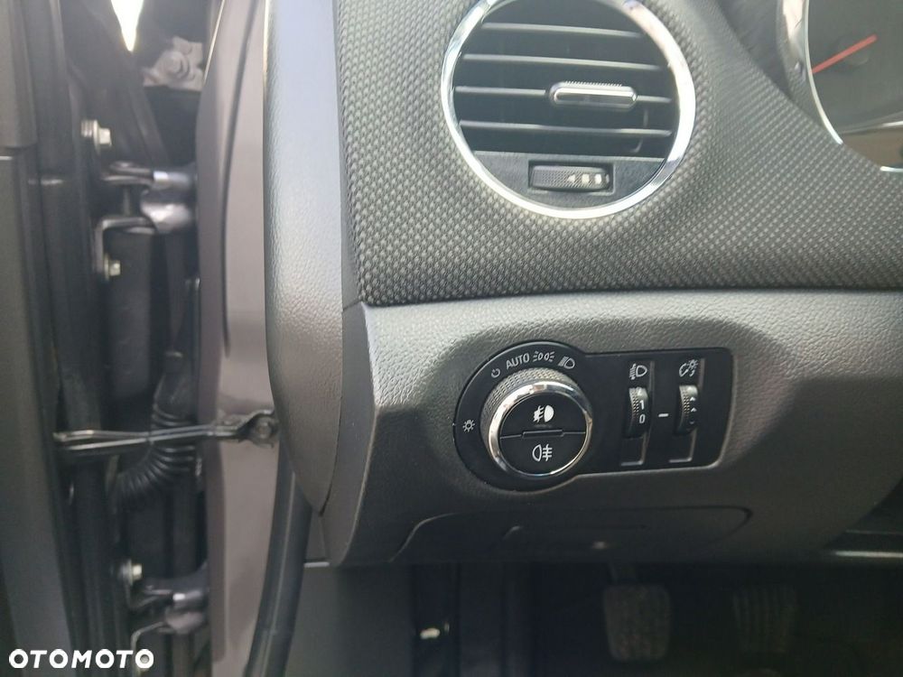 Chevrolet Cruze 2.0 D LT - 16