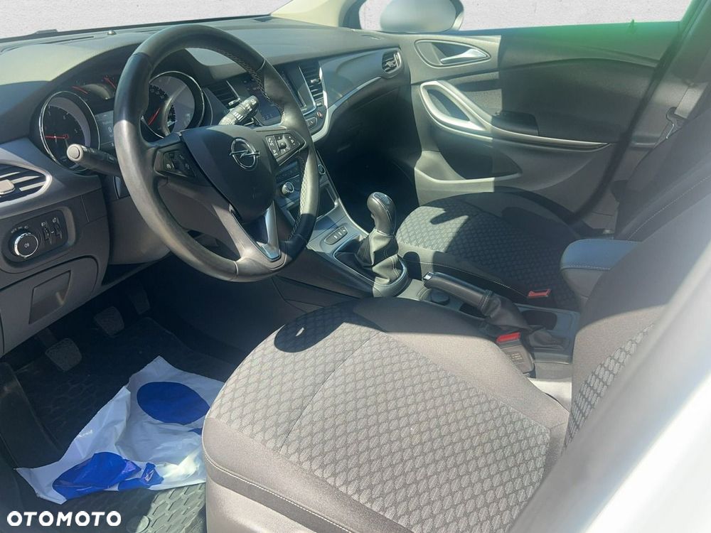 Opel Astra - 12