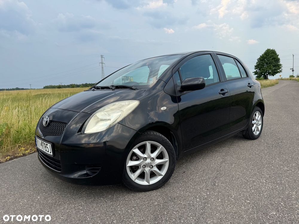 Toyota Yaris - 8