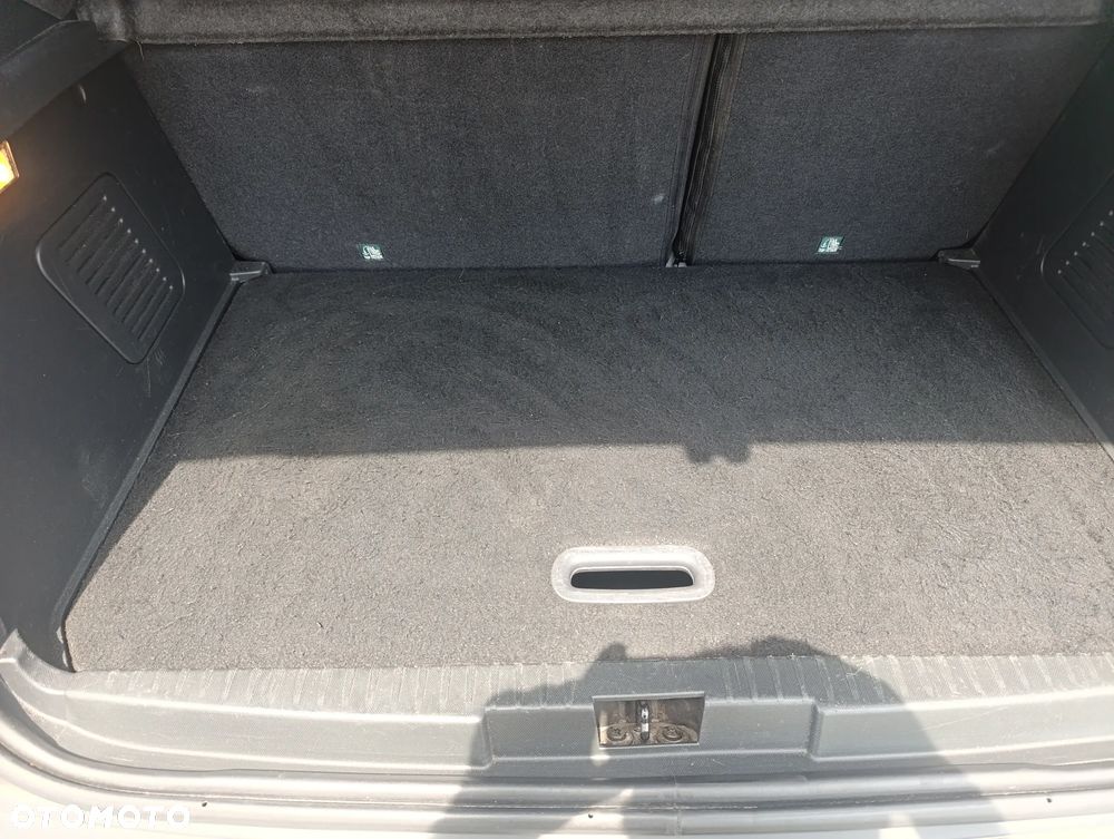 Renault Captur 1.5 dCi Energy Intens - 10