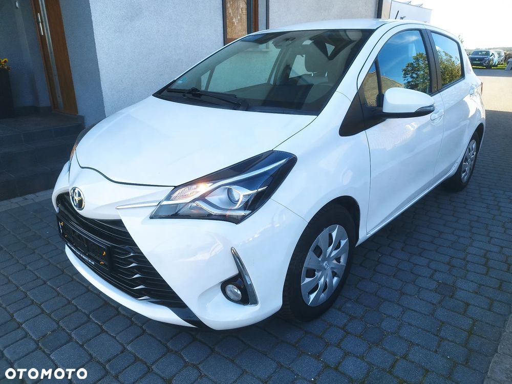 Toyota Yaris - 1