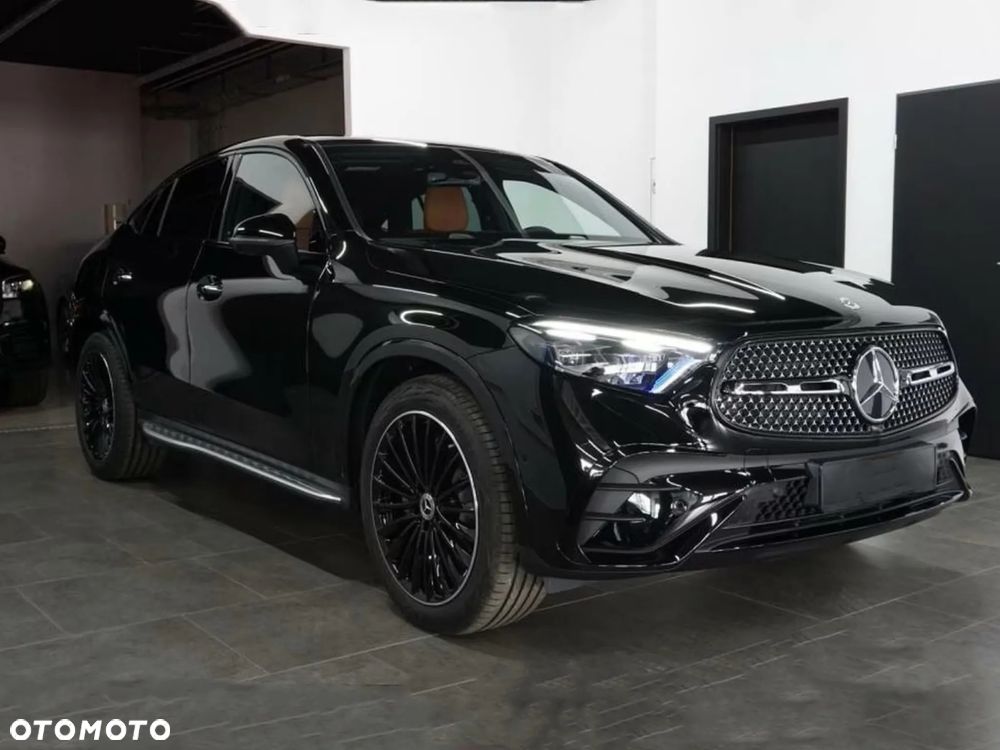 Mercedes-Benz GLC Coupe 220 d mHEV 4-Matic AMG Line - 4
