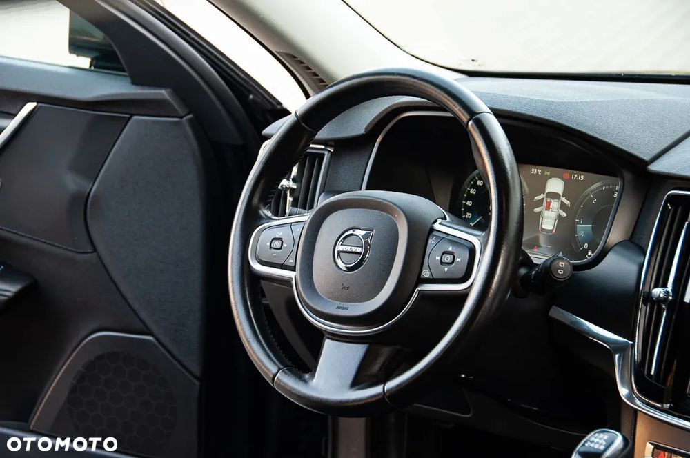 Volvo V90 D3 SCR Momentum - 30