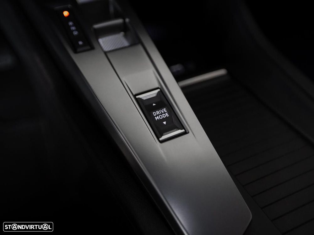 Peugeot 308 1.6 Hybrid Active e-EAT8 - 18