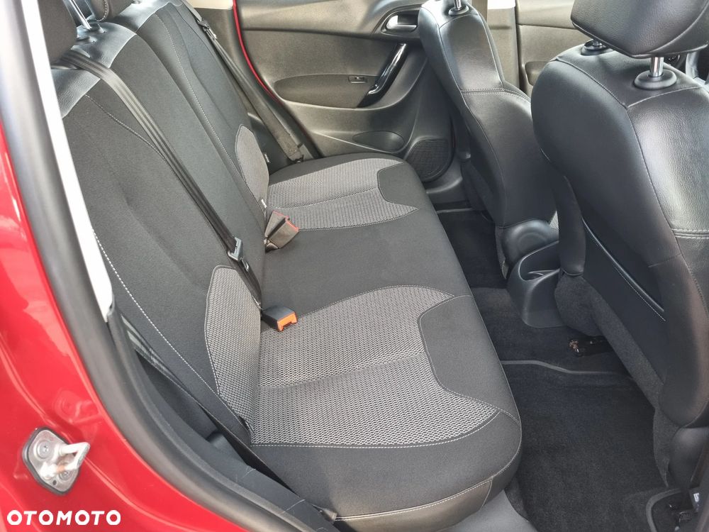 Citroën C3 Pure Tech VTi 82 Exclusive - 10