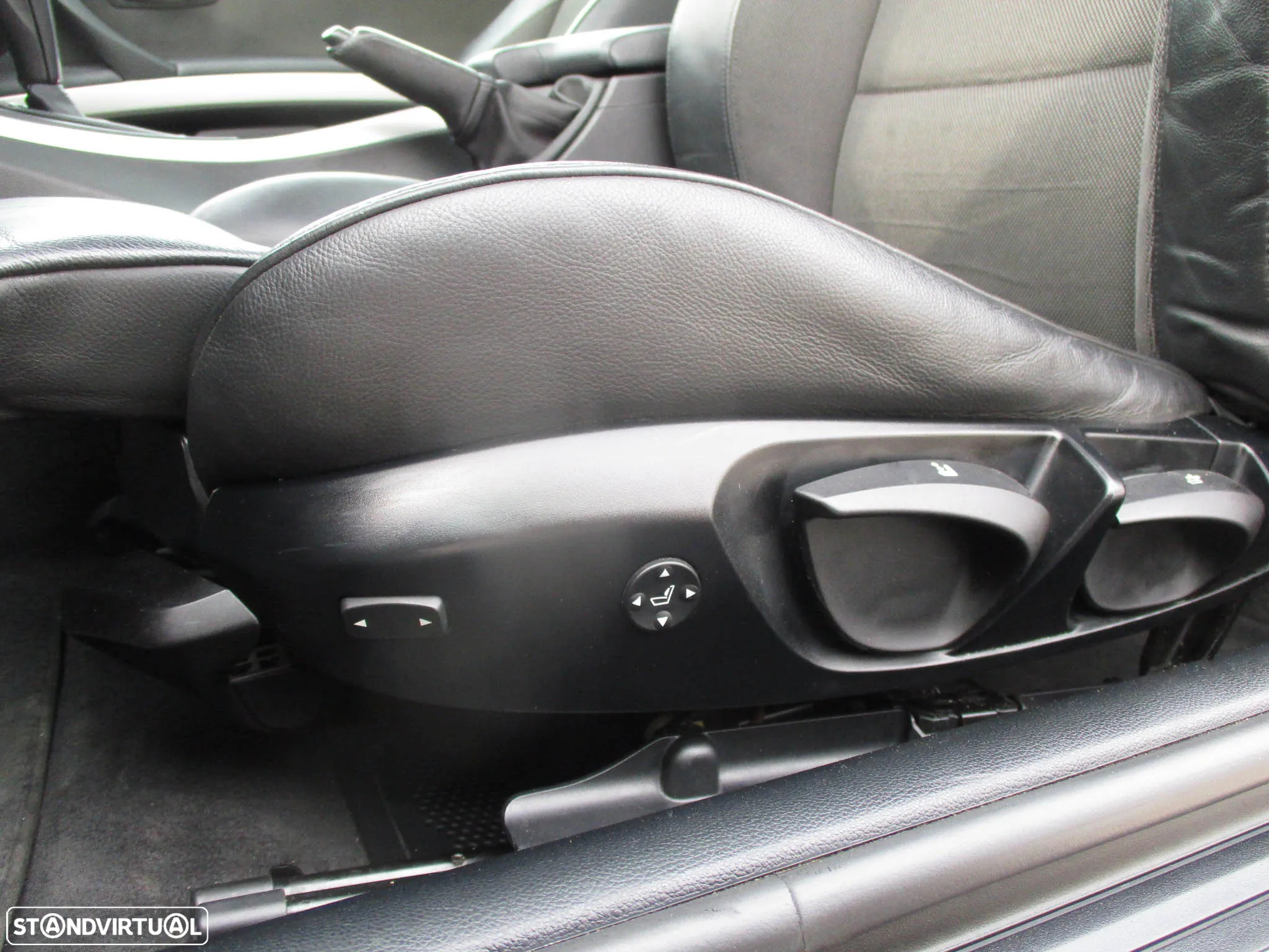 BMW 320 d Coupe Auto - 14