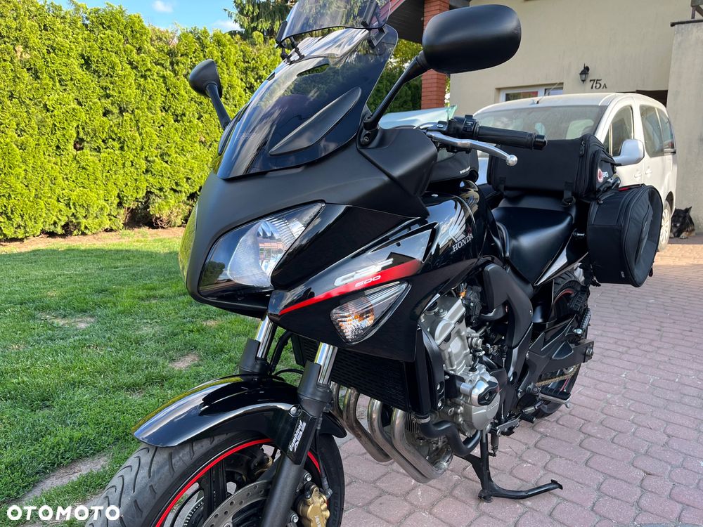 Honda CBF - 26