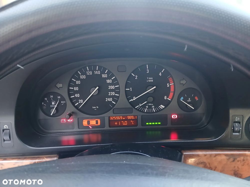 BMW Seria 5 530d - 11