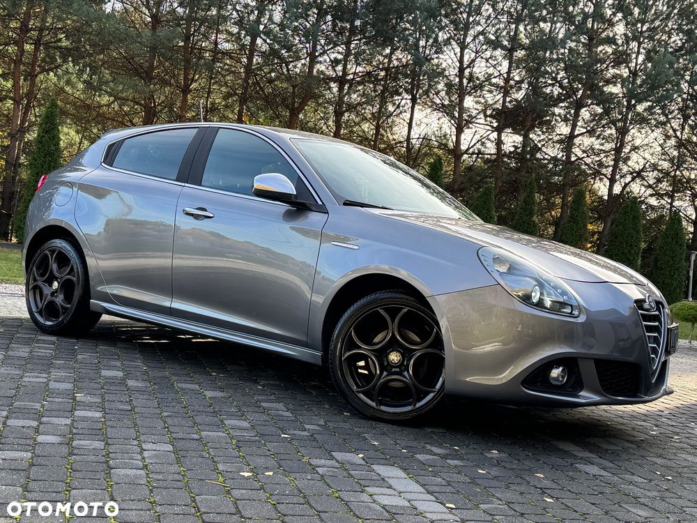 Alfa Romeo Giulietta ver-1-4-tb-sport - 10