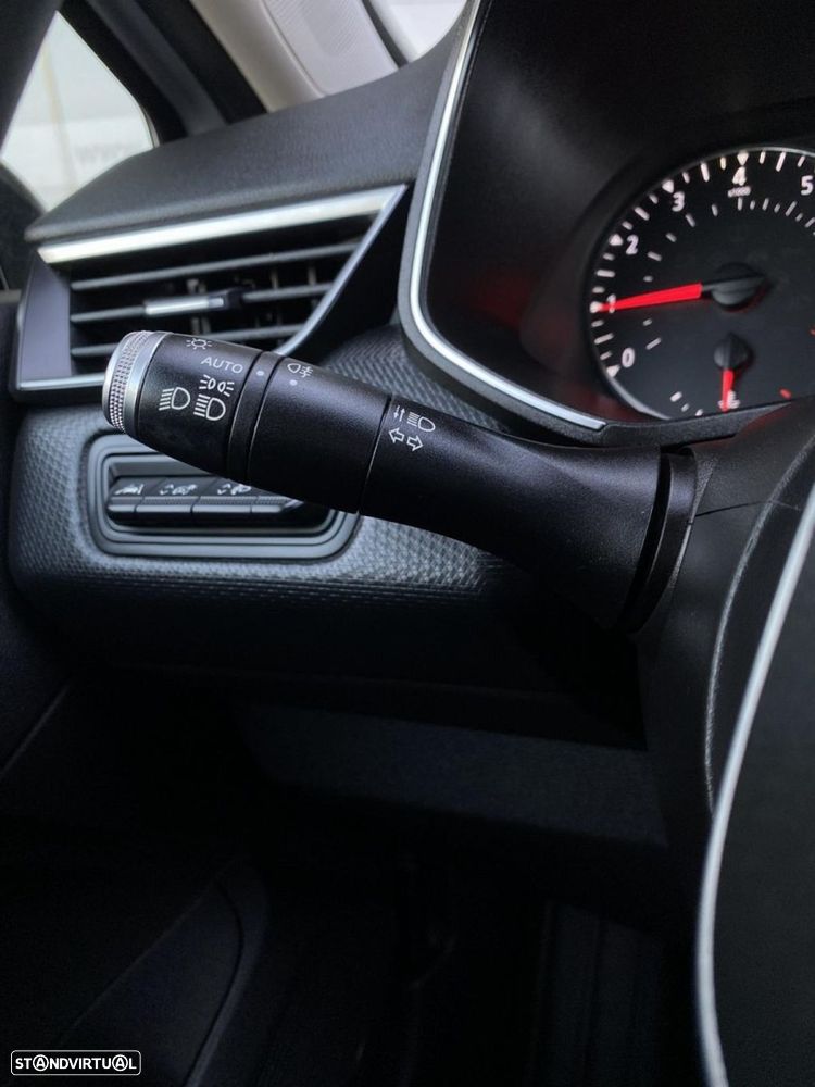 Renault Clio 1.0 TCe Intens - 15