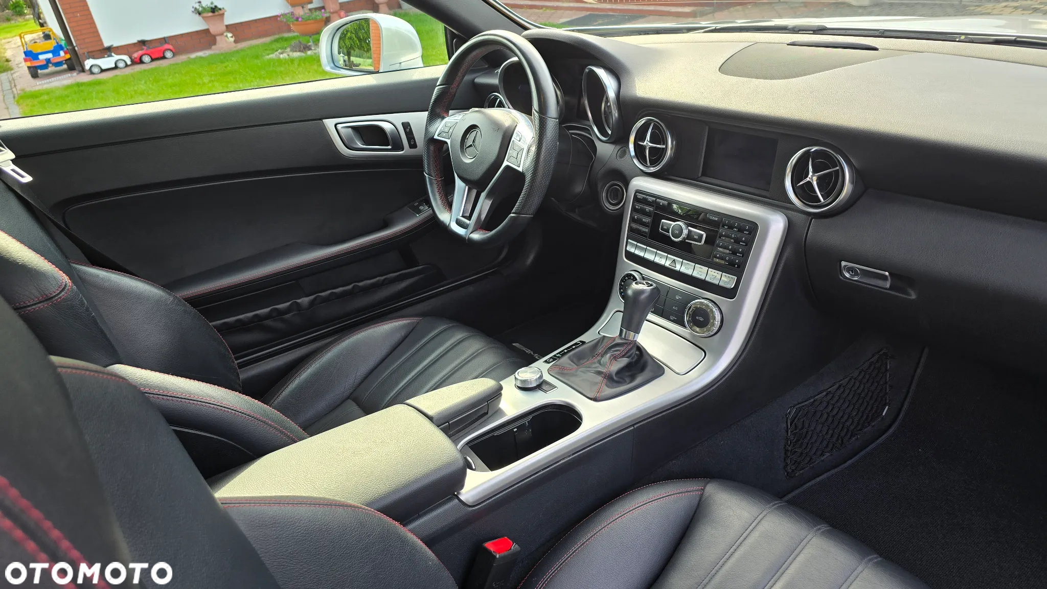 Mercedes-Benz SLK 200 (BlueEFFICIENCY) 7G-TRONIC - 27