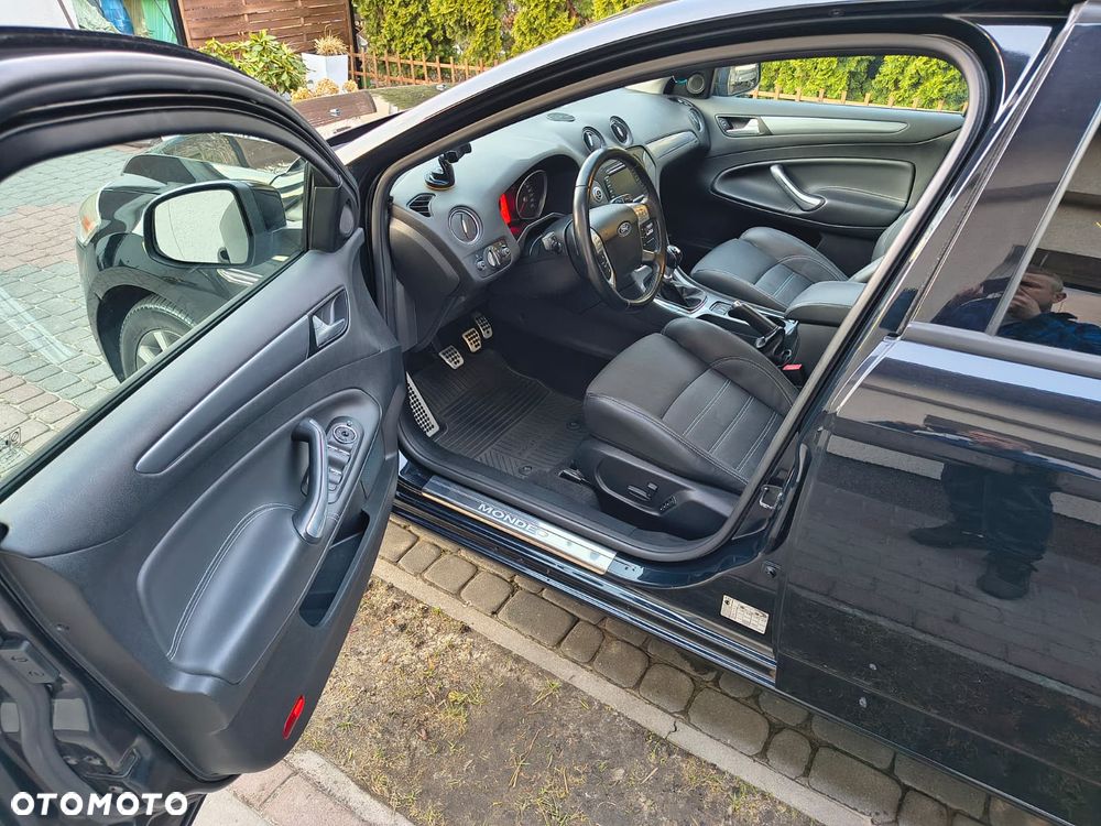 Ford Mondeo 2.0 TDCi Champions Edition - 14