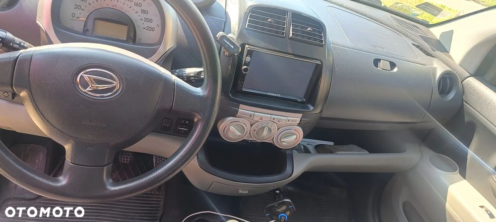 Daihatsu Sirion 1.3 - 7