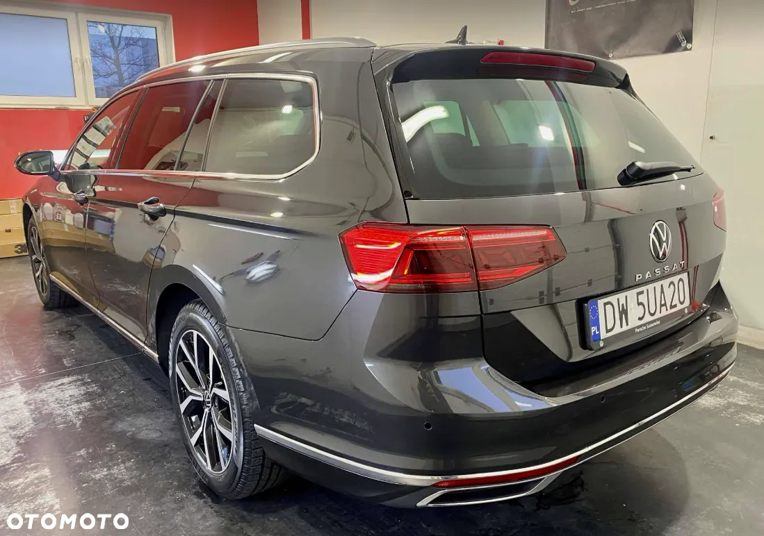 Volkswagen Passat 2.0 TSI Elegance DSG - 8