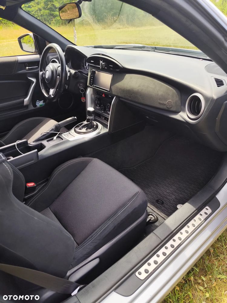 Toyota GT86 2.0 Dynamic - 10
