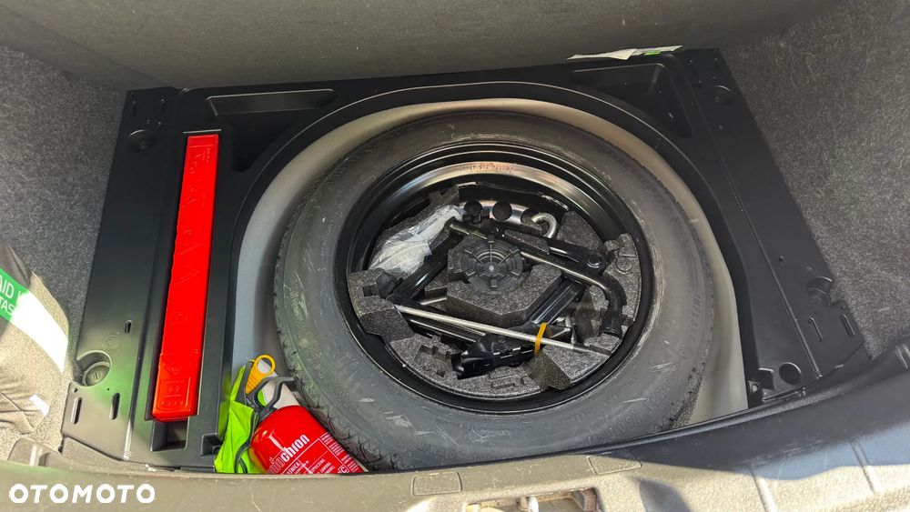 Volvo V40 D3 Drive-E Kinetic - 31
