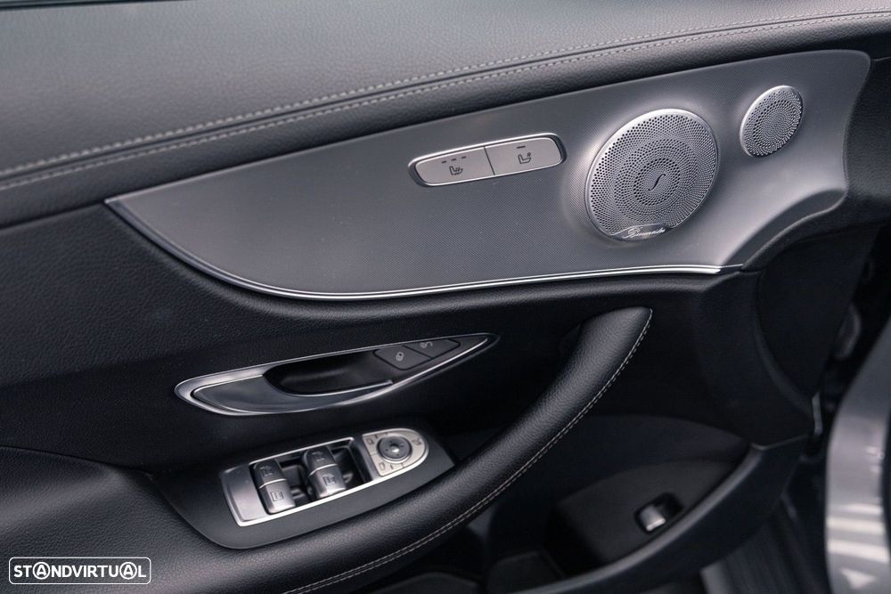 Mercedes-Benz E 220 d AMG Line - 42