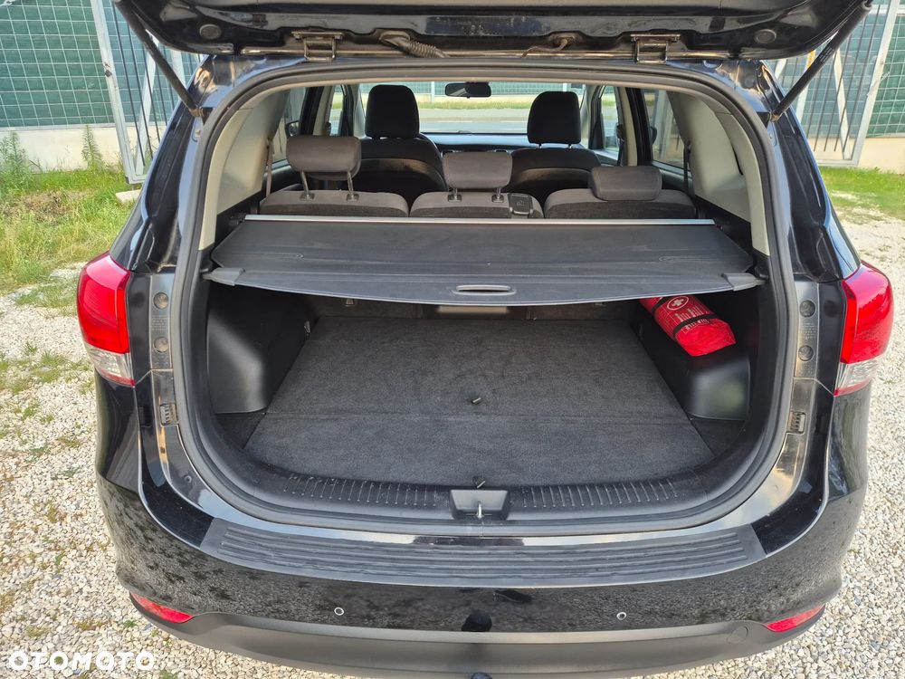 Kia Carens 1.7 CRDi 115 Dream-Team Edition - 12